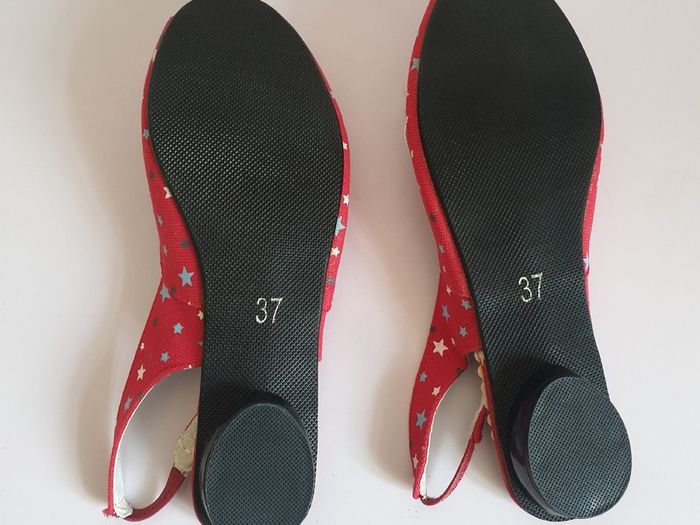 Flydoz Ladies Red Slingback Shoes With Stars & Bows New With Box Size UK4 EU37 CAN POST