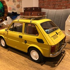 DeAgostini 1:8 / Fiat 126p / trailer Niewiadow
