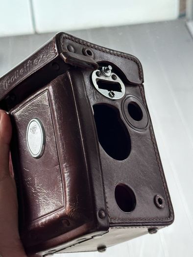 Rolleiflex leather case for parts repair