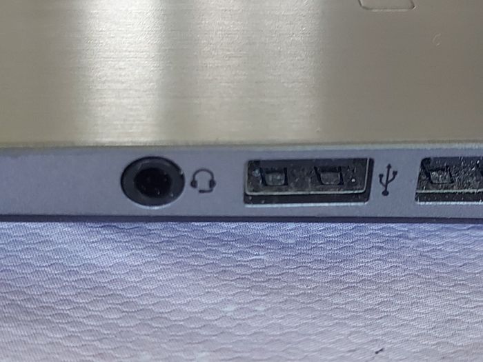 HP ProBook 455 G2, AMD A6 PRO-7050B R4, 5 Compute Cores 2C + 3G, 2.2GHz, 4 GB Ram, 300GB HDD, windows 10, Microsoft Edge, Chrome and VLC