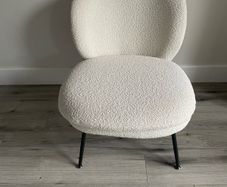 bedroom chair