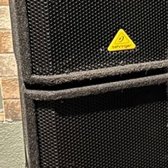 Behringer VP1220