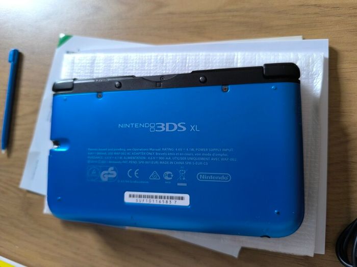 Nintendo 3DS XL boxed with 20 games