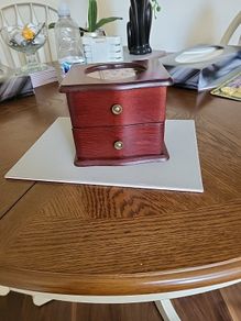 Jewellery box