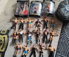 WWE figures, cage, and belt