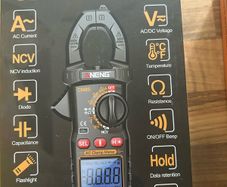High precision clamp meter