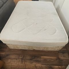 Double bed mattress