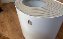 Very pretty cat litter box