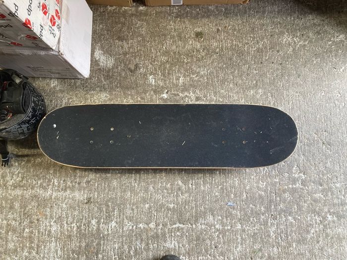 skateboard
