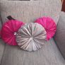 3 cushions Image 3