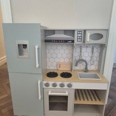 kids toy kitchen