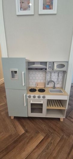 kids toy kitchen