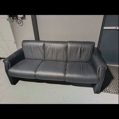 Free couch