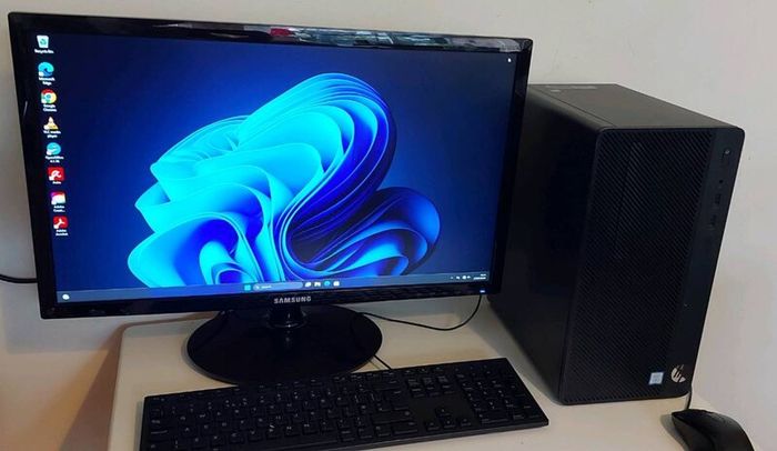 Windows 11 Latest Pc and Screen Hp
