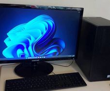 Windows 11 Latest Pc and Screen Hp