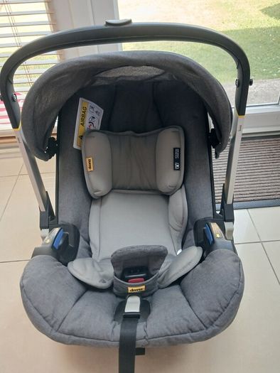 Doona Max Car seat , Stroller and Isofix base