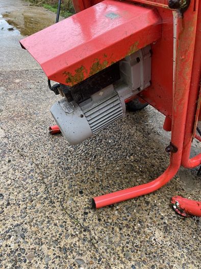 cement mixer
