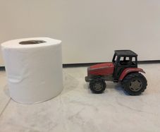 Toy tractor