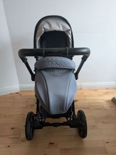 Egg Stroller & Bassinet