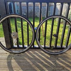 Road bike wheels