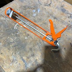 Silicone Gun