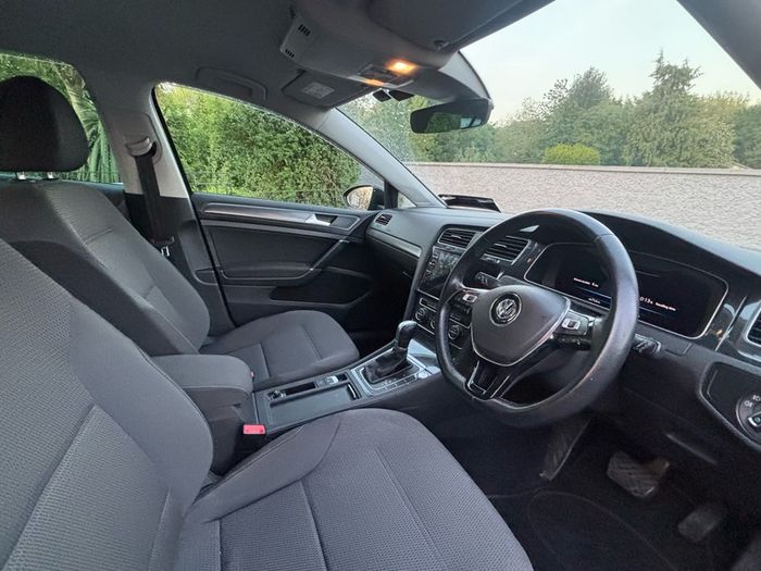 182 Volkswagen Golf Auto