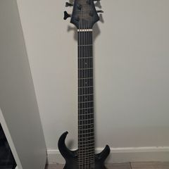 Marcus Miller M7 Six String Bass