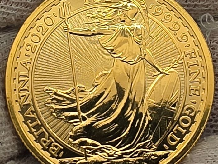 UK Royal Mint 2020 Gold 1oz Britannia 999.9 Fine Gold Coin 100 Pounds