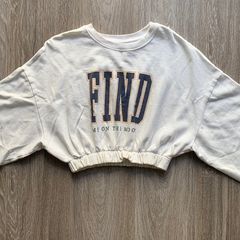 Ladies Bershka Crop Jumper: Medium - Or Free With Any Purchase