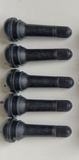 TR414 Tyre Valve ....... 5 valves for 15 euro