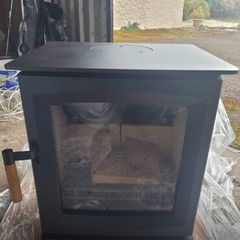Brand new Henley solid stove 6 kw