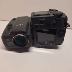 Nikon Coolpix 995 3.2MP Digital Camera
