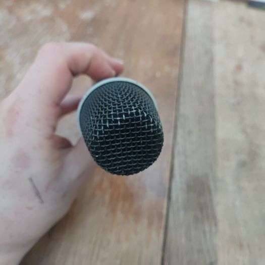 Akg D5