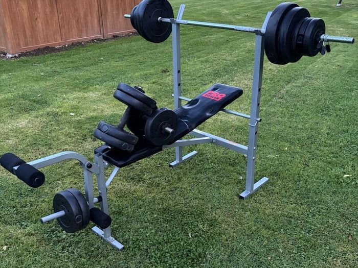 Bench set and weights