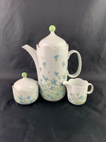 Vintage coffe pot, sugar and creamer set