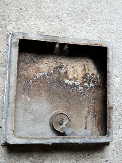 trap door