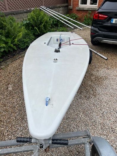 Laser sailing boat