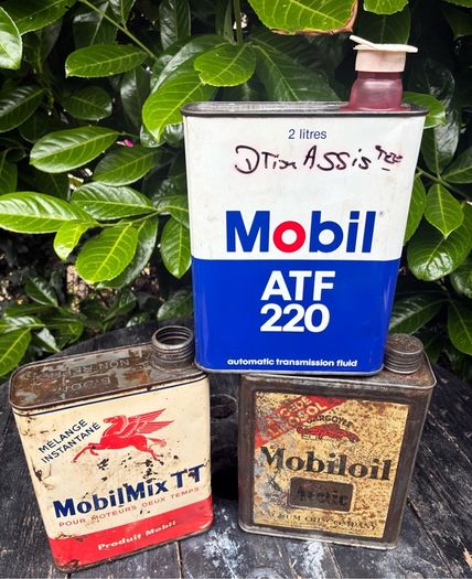 Vintage Mobil and Mobiloil Tins