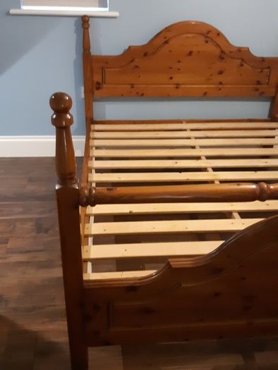 kingsize bed