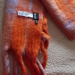 scarf