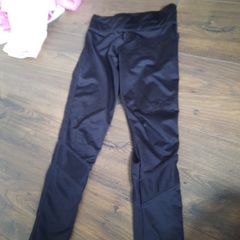 Girls leggins black size 7-8 years