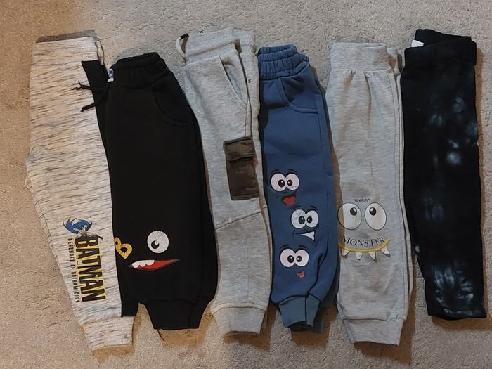 Bundle of joggers