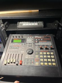 Roland Sp808 with rare SD Card Upgrade