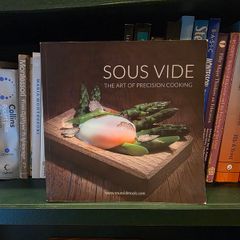 Sous Vide precision cooking book