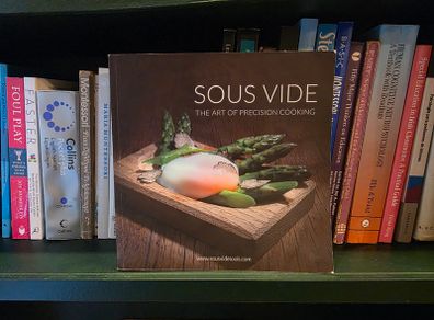 Sous Vide precision cooking book