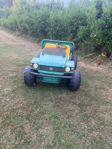 Peg Perego John Deere Gator 12V Twin Seat Ride-On