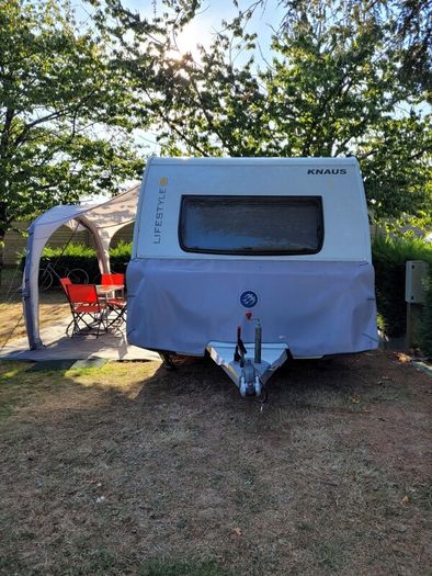 Knaus Caravan Lifestyle 550 in superb condition
