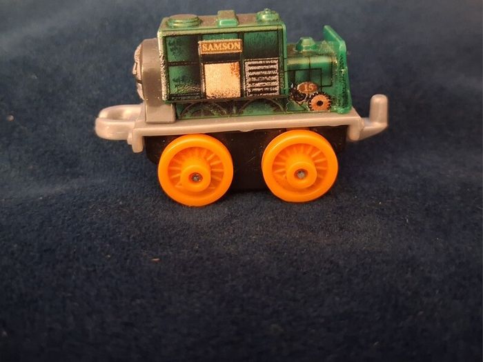 x9 Bundle - Mattel Miniature Thomas The Tank Engine & Friends