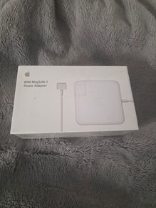 Apple 85W MagSafe 2 Power Adapter (for MacBook Pro with Retina display)
