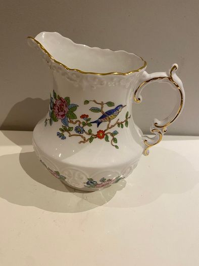 Aynsley large Pembroke jug